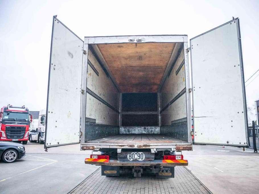 Renault PREMIUM 380 DXI-6x2 Photo 13