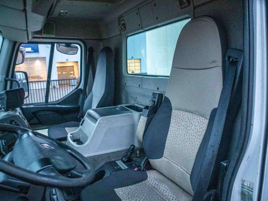 Renault PREMIUM 380 DXI-6x2 Photo 6