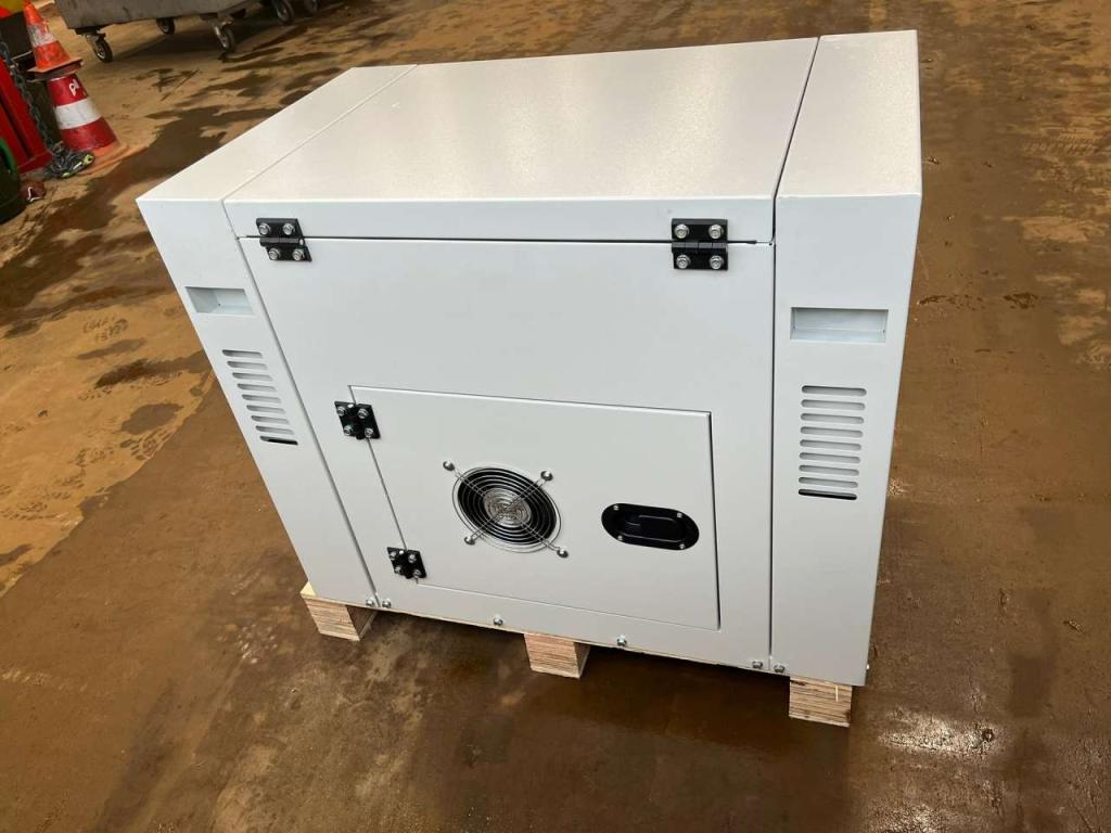 Giga Power PLD12000SE 10 kVA silent generator Photo 8