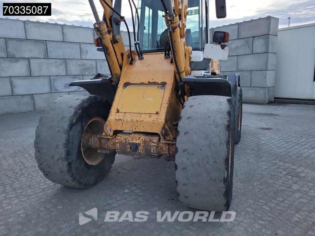 Liebherr L538 Photo 12