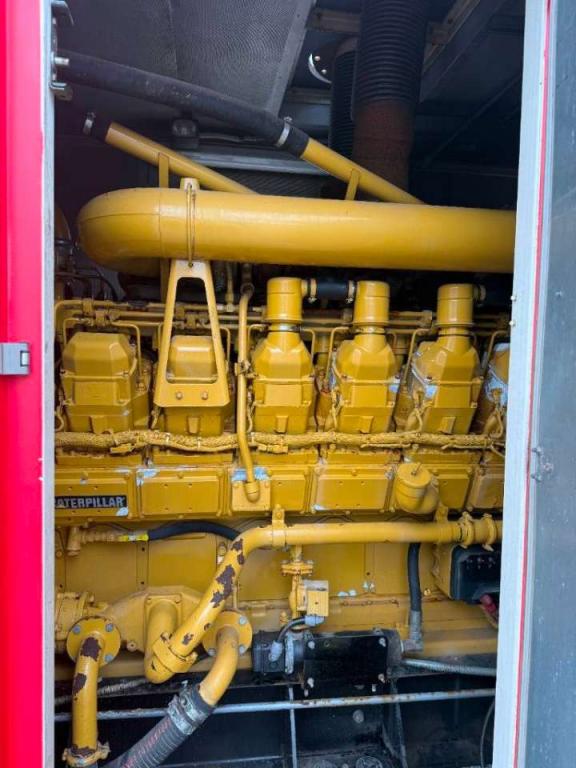 Caterpillar XQ2000 - 2.250 kVA Generator - DPX-12670 Photo 6
