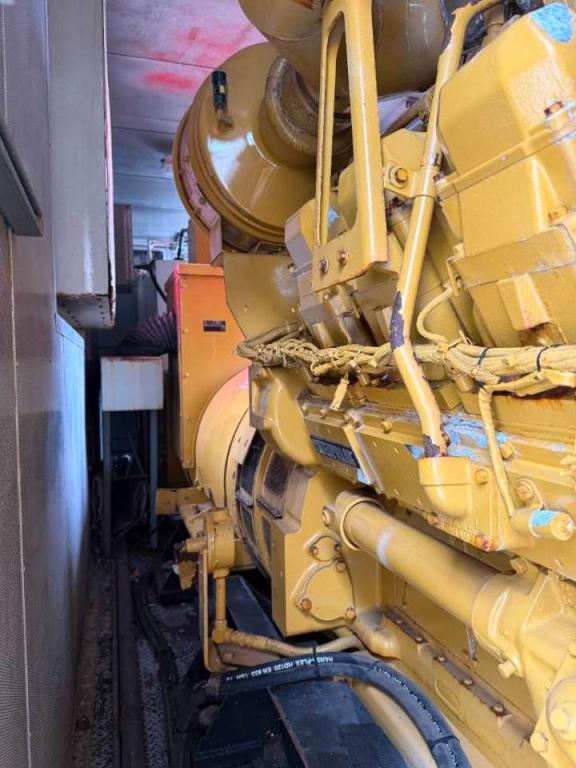 Caterpillar XQ2000 - 2.250 kVA Generator - DPX-12670 Photo 7