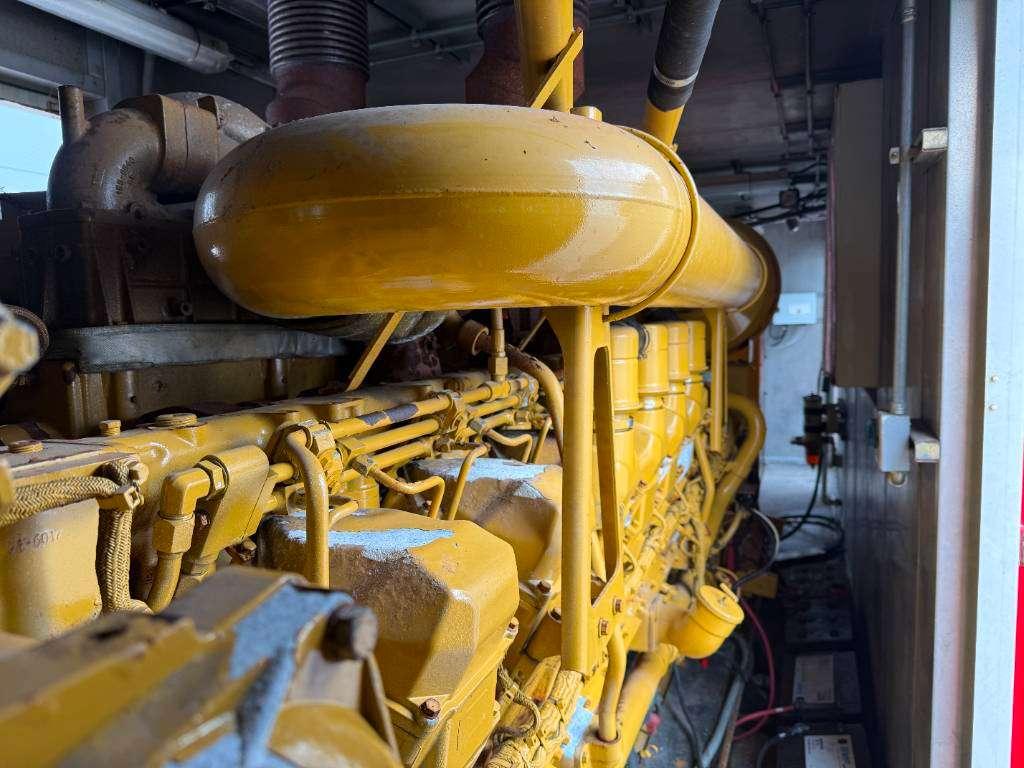 Caterpillar XQ2000 - 2.250 kVA Generator - DPX-12670 Photo 8