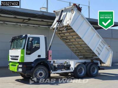 Iveco Trakker 360 Trakker 6X4 Full Steel Manual Gearbox Retarder Euro 5 en vente par BAS World B.V.