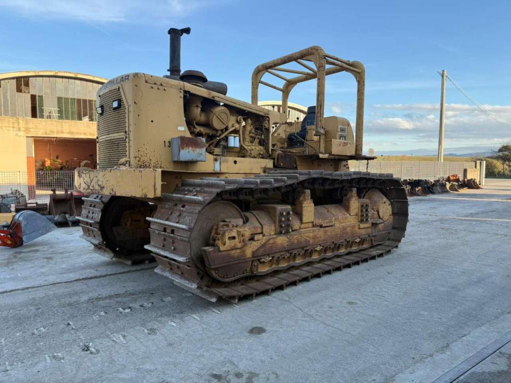 Caterpillar D6H Photo 11