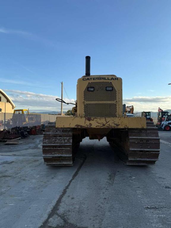 Caterpillar D6H Photo 2