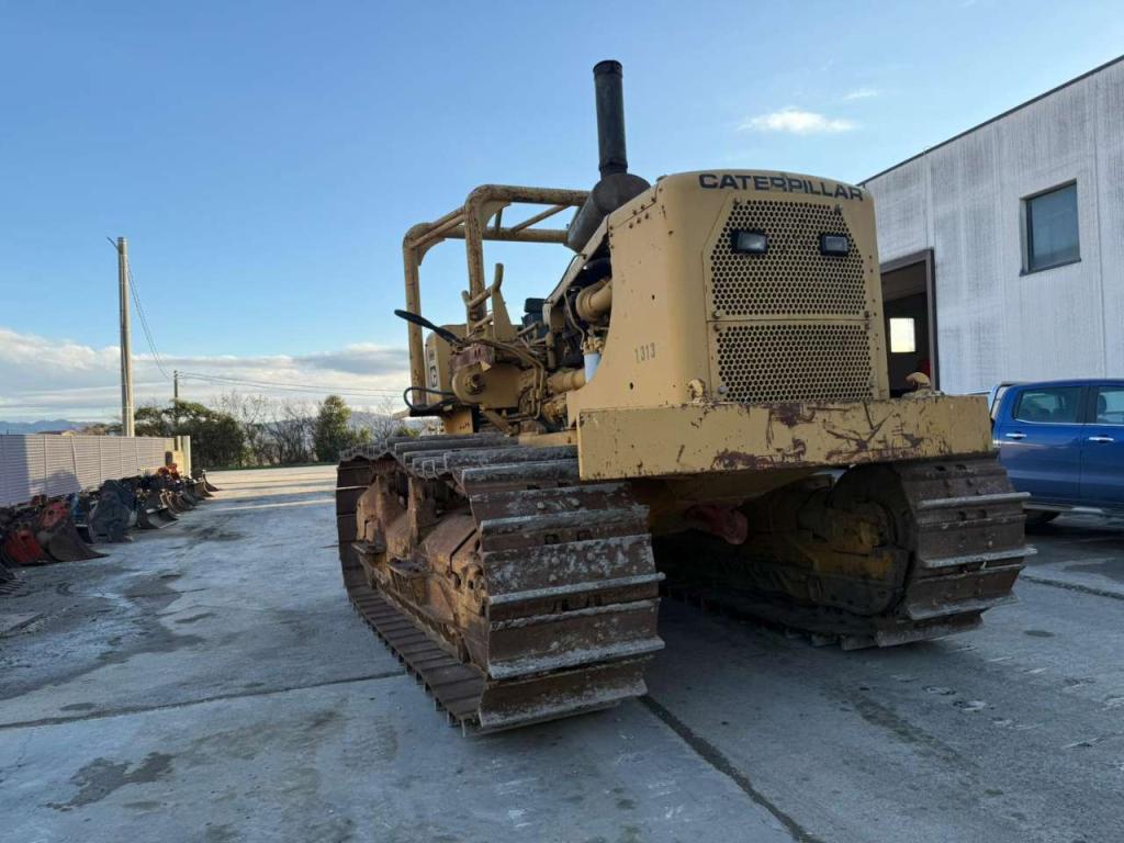 Caterpillar D6H Photo 3