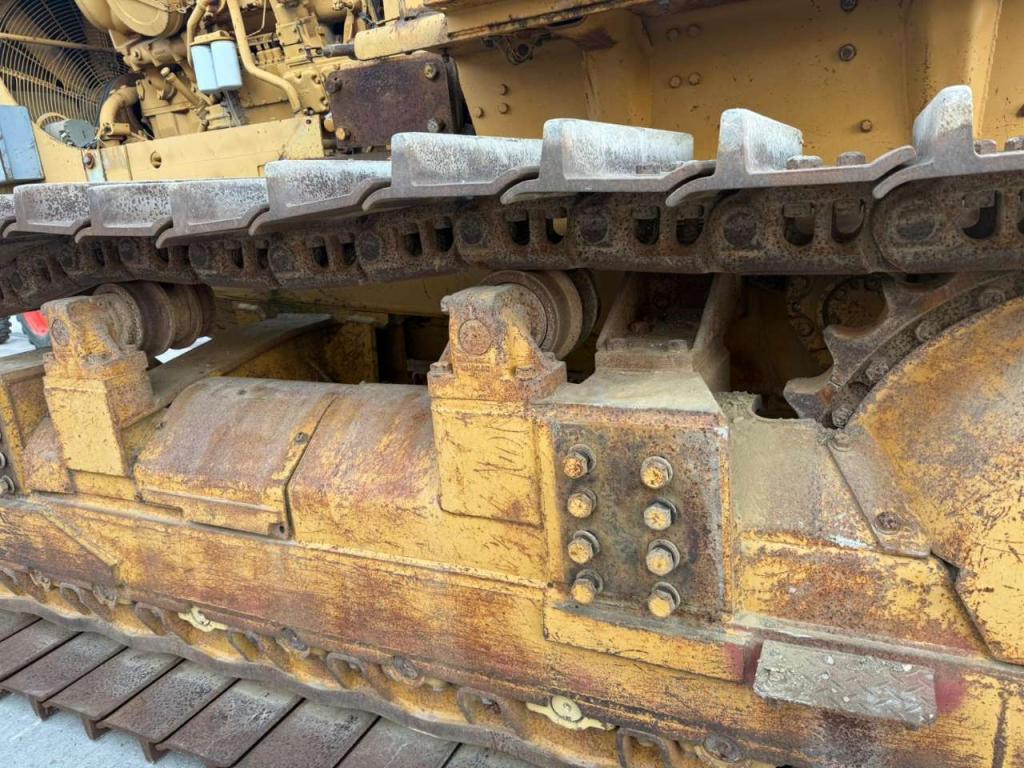 Caterpillar D6H Photo 8