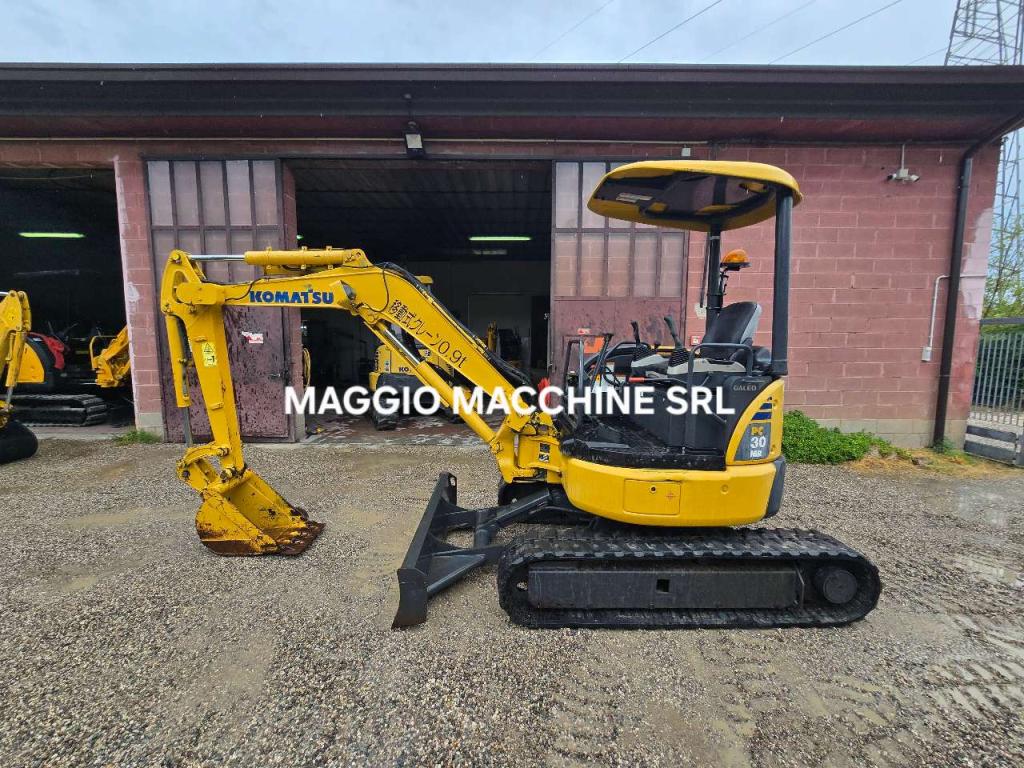 Komatsu PC30 MR-3 Photo 4