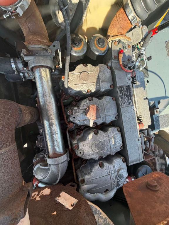 Liebherr L550 Photo 14