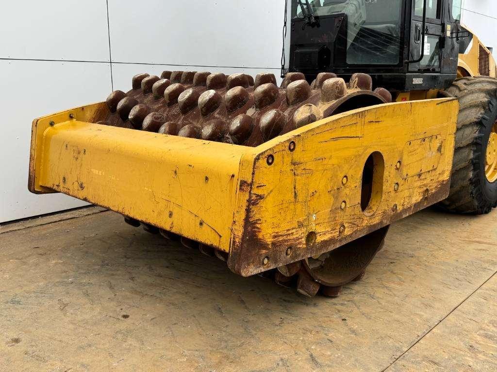 Caterpillar CP74 - Airco / Pat Foot Roller Photo 12