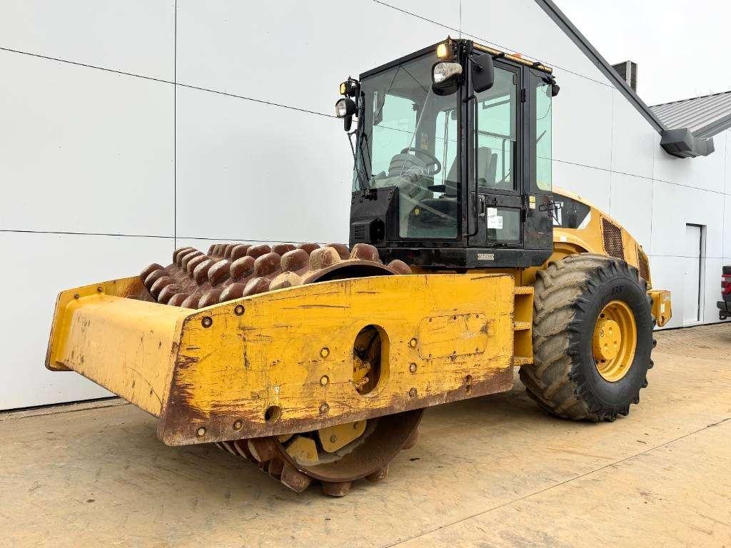 Caterpillar CP74 - Airco / Pat Foot Roller Photo 2