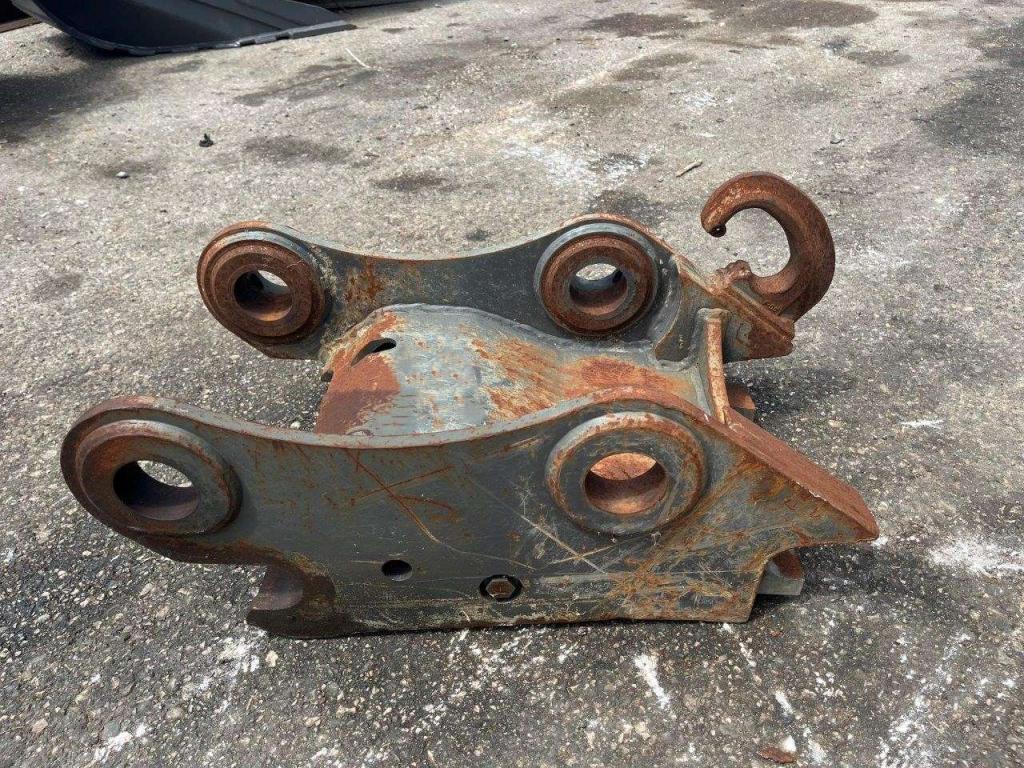 S60 for 12-18 ton excavators Attache rapide hydraulique Photo 1