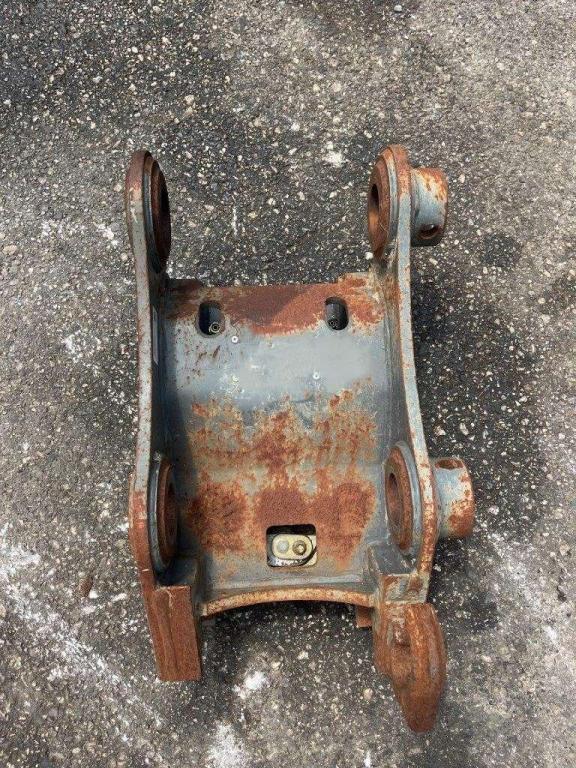 S60 for 12-18 ton excavators Attache rapide hydraulique Photo 4