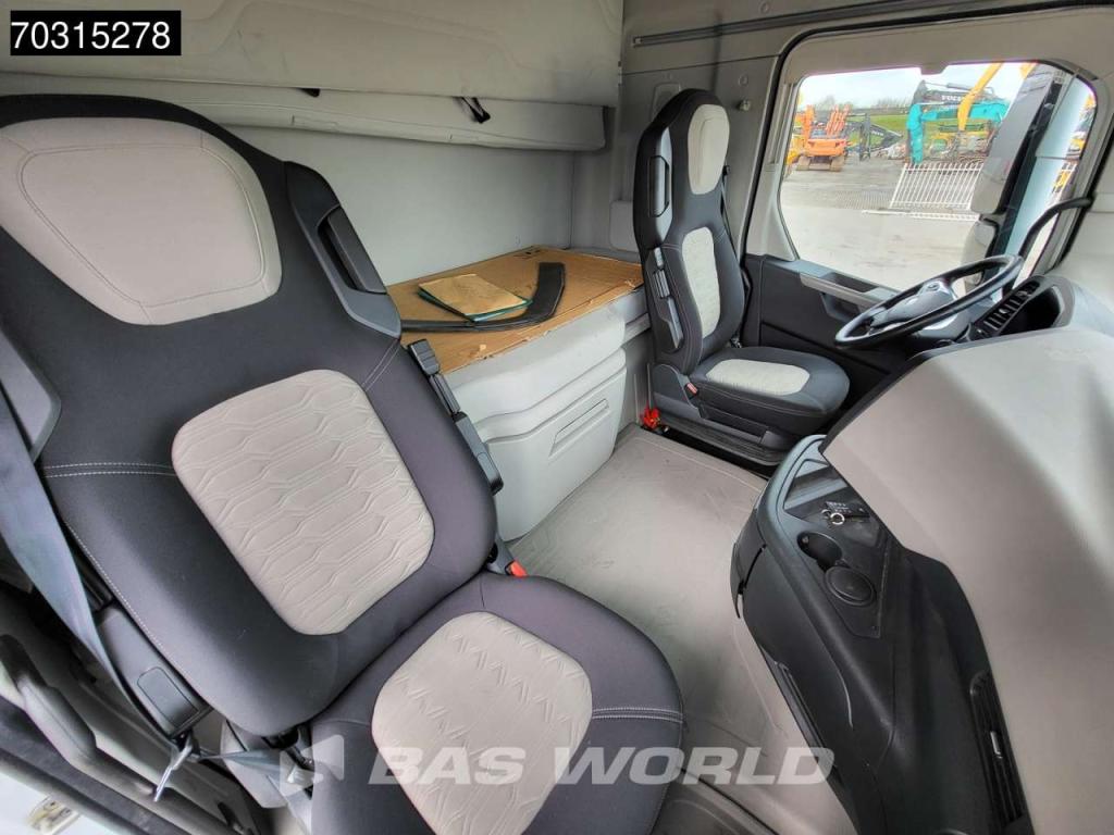 Ford F-Max 500 4X2 Retarder 2xTanks Alcoa's Navi Standklima Photo 26