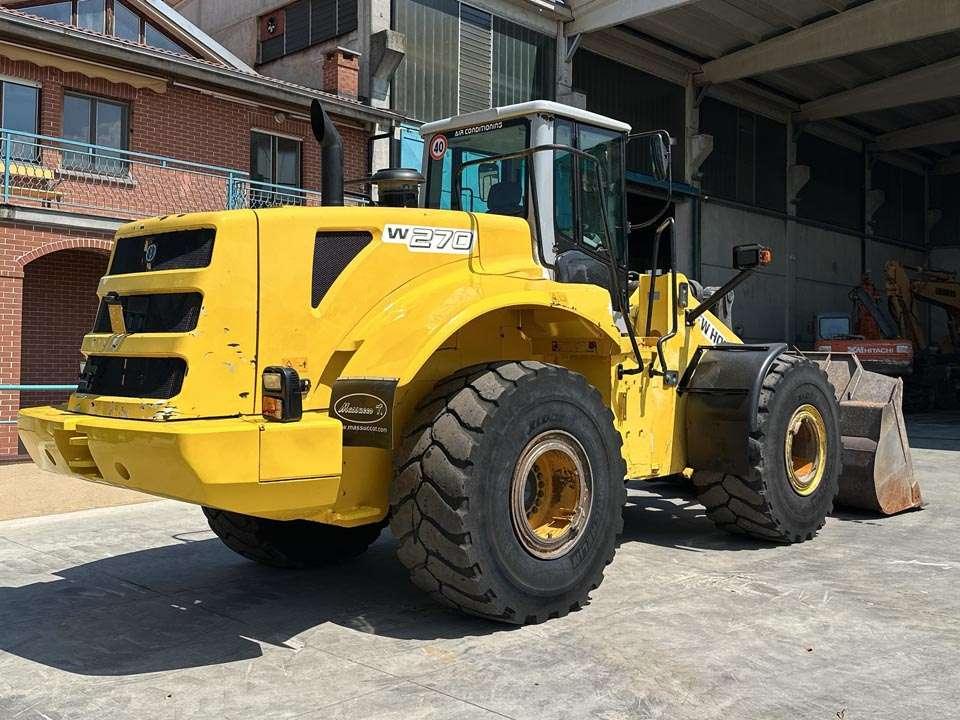 New Holland W270 Photo 22