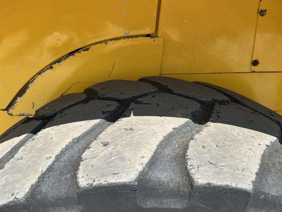 New Holland W270 Photo 5
