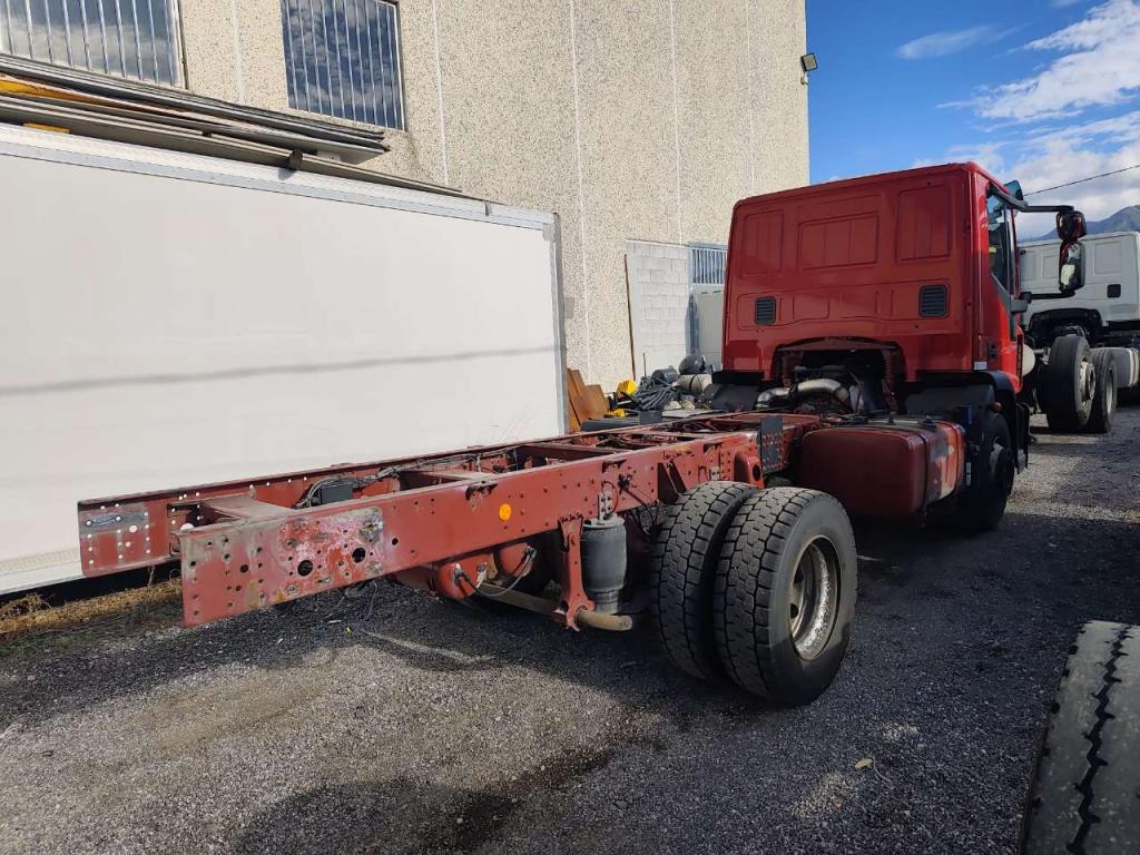 Iveco EUROCARGO 150-280 Photo 3