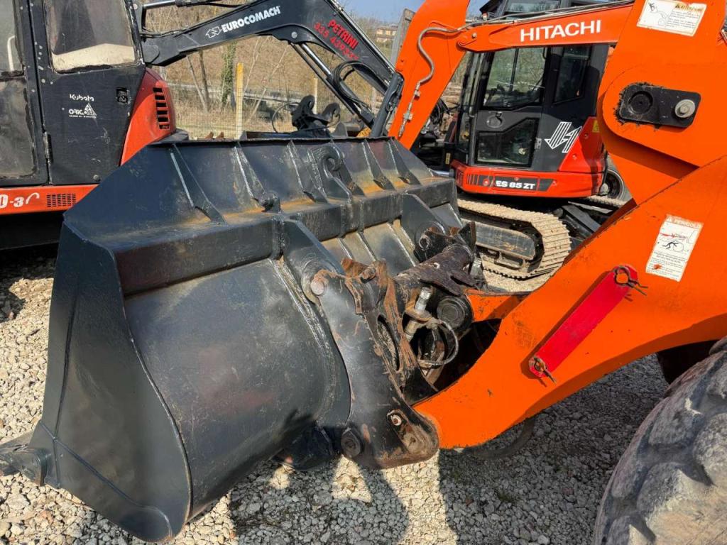 Fiat Hitachi W130 Photo 2