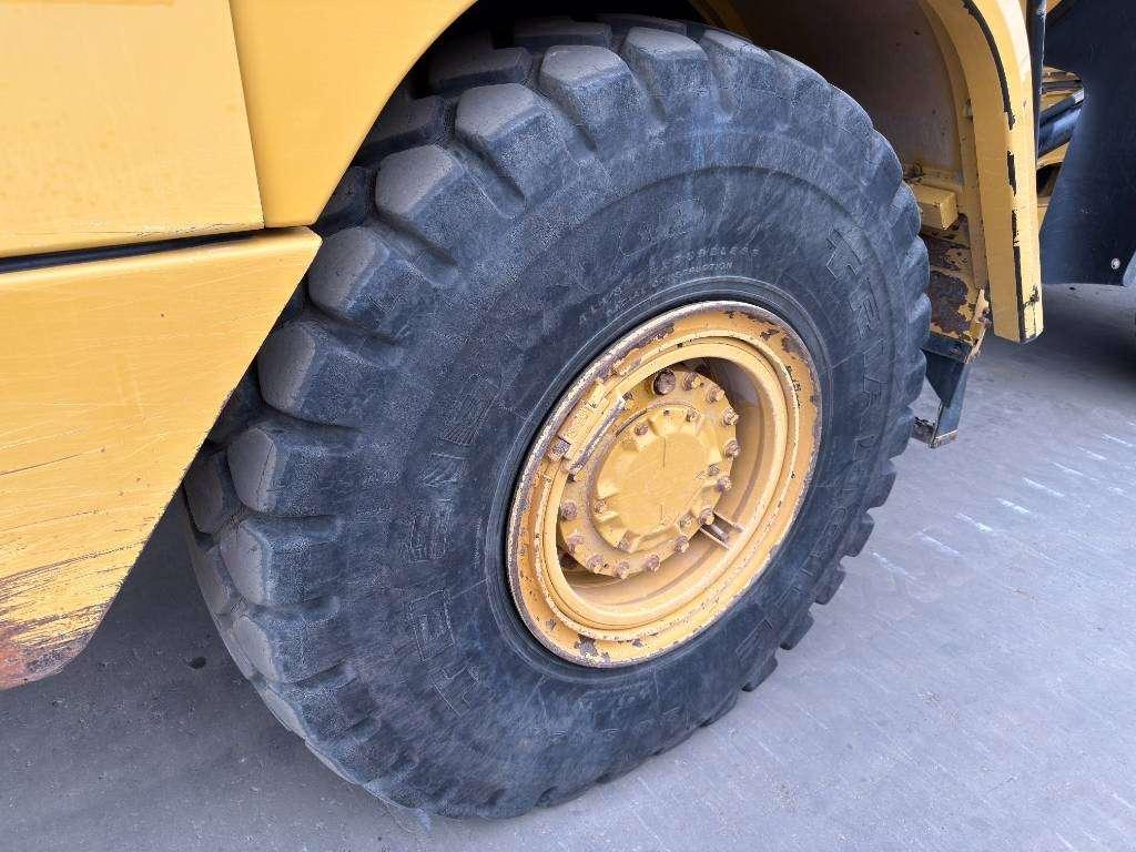 Caterpillar 730C Photo 18