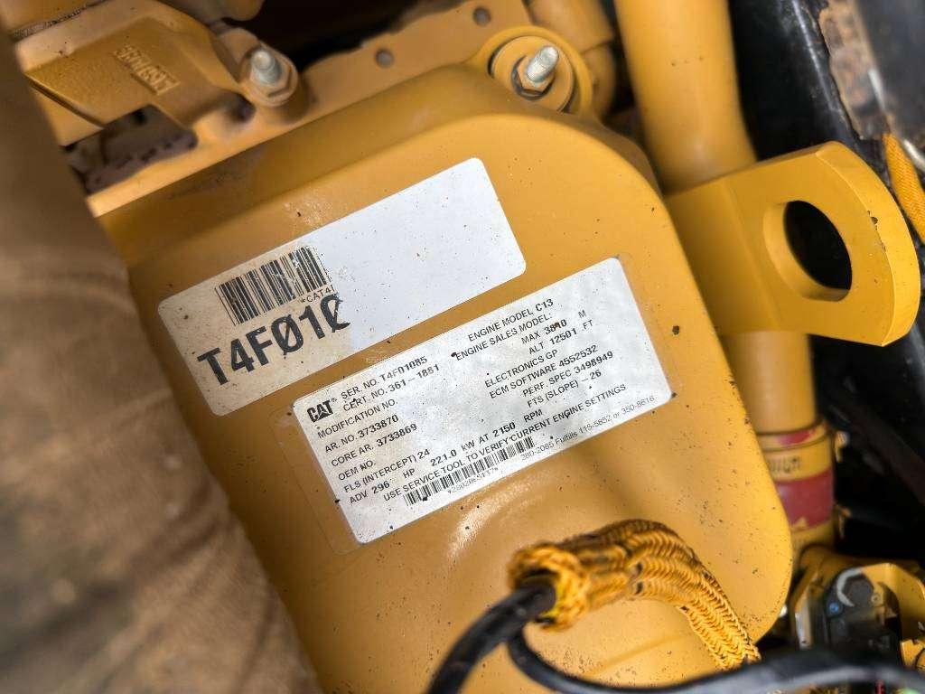 Caterpillar 730C Photo 30