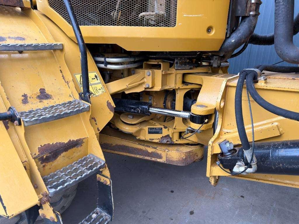 Caterpillar 730C Photo 8