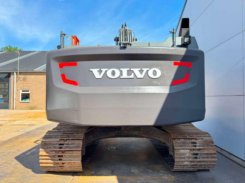 Volvo EC250EL - Hammer Lines / Quick Coupler Photo 4