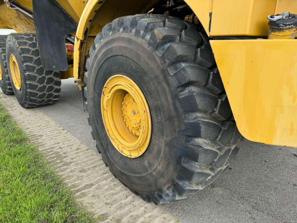 Caterpillar 740B Photo 15