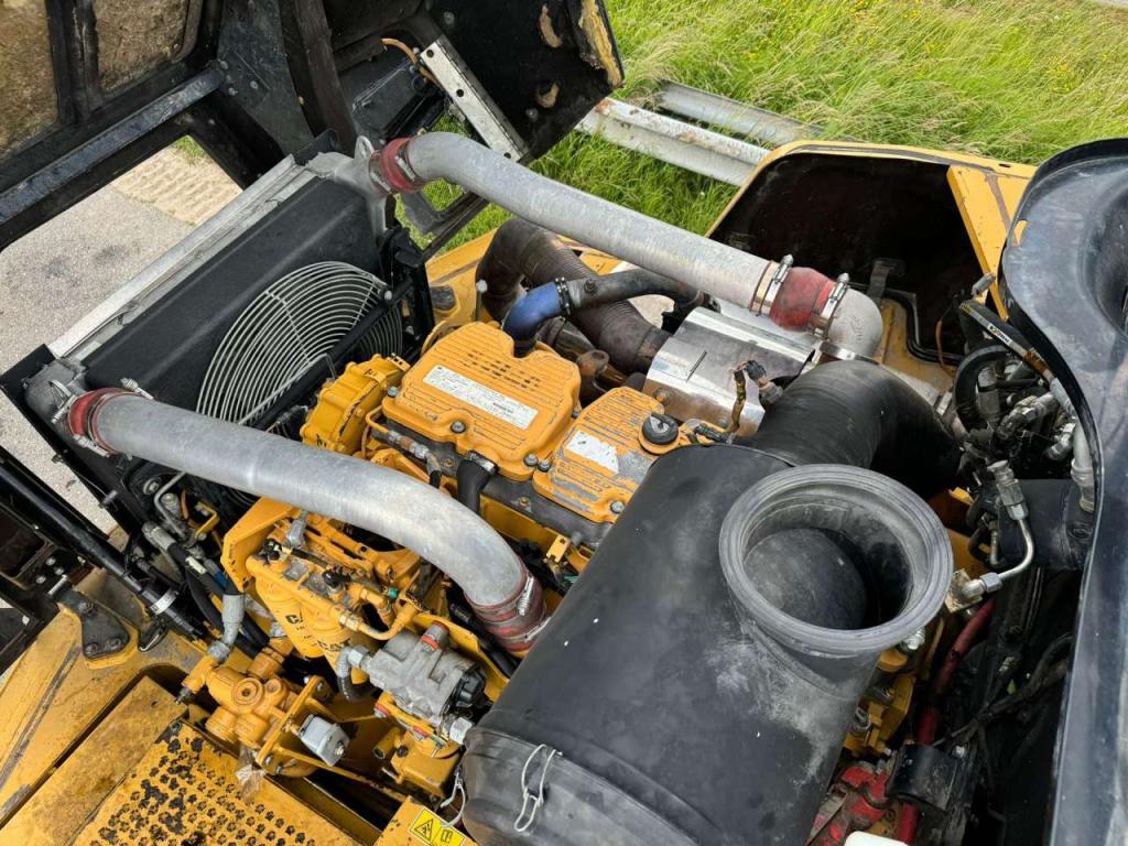 Caterpillar 740B Photo 20