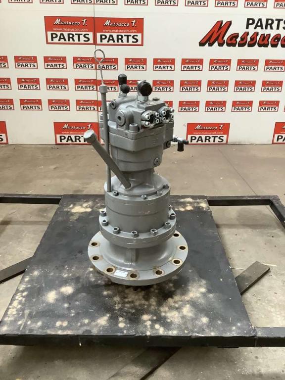 Moteur de rotation pour Hitachi ZX135 US-7 Photo 1