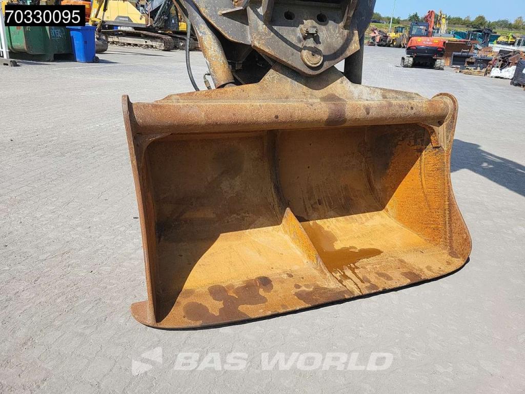 Kobelco SK260 SRNLC-3 Photo 15
