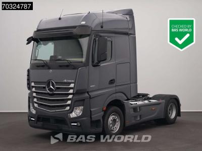 Mercedes-Benz Actros 1851 4X2 BigSpace Retarder 2xTanks ACC Photo 1