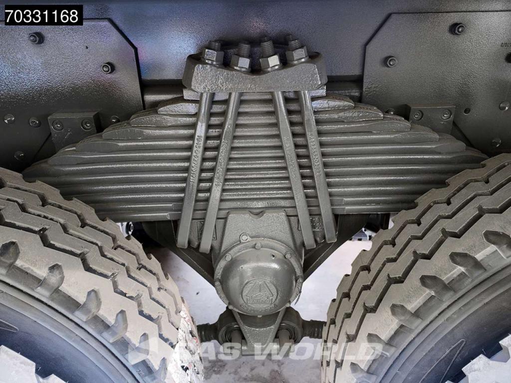 Sinotruk HOWO 371 6X4 Photo 14