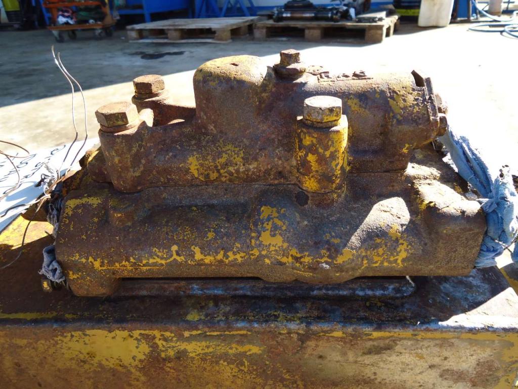 Distributeur hydraulique pour Fiat AD7 Photo 5