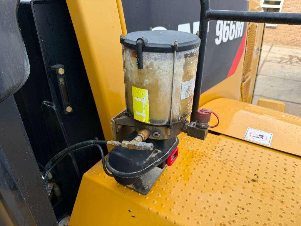 Caterpillar 966 M - Automatic Greasing / Camera Photo 30