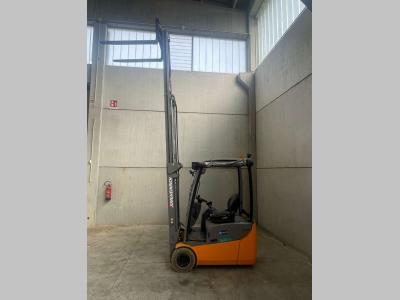 Jungheinrich EFG 115 en vente par Deal Di Balliu Mentor & c. Sas