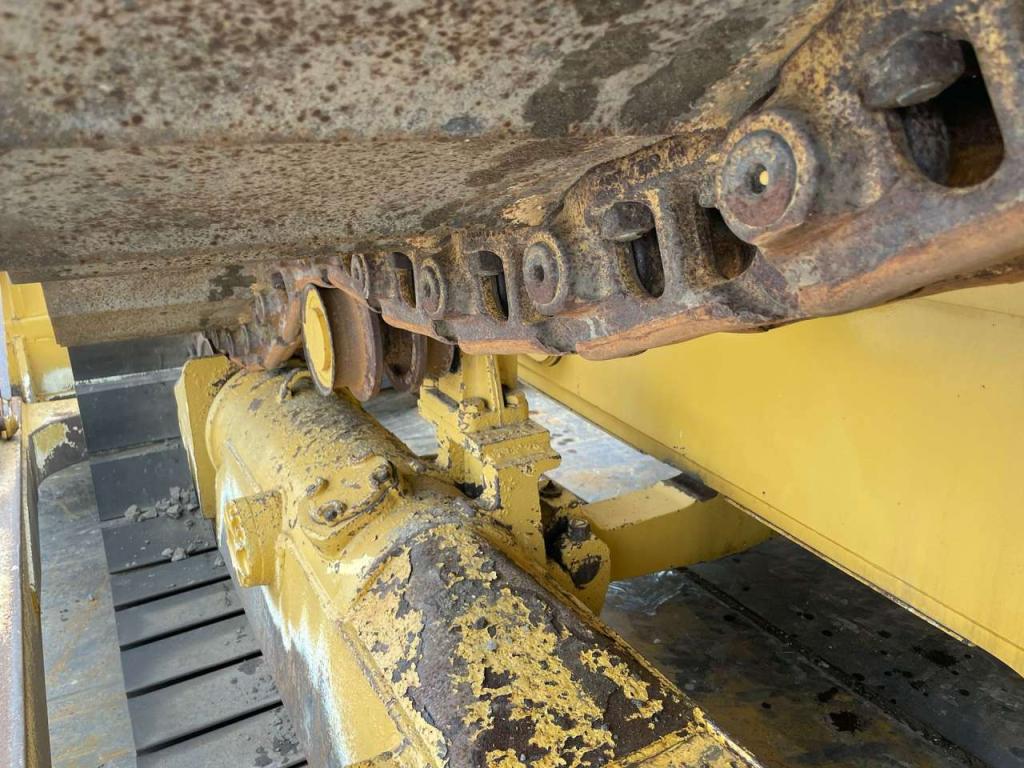 Caterpillar D6T LGP Photo 14