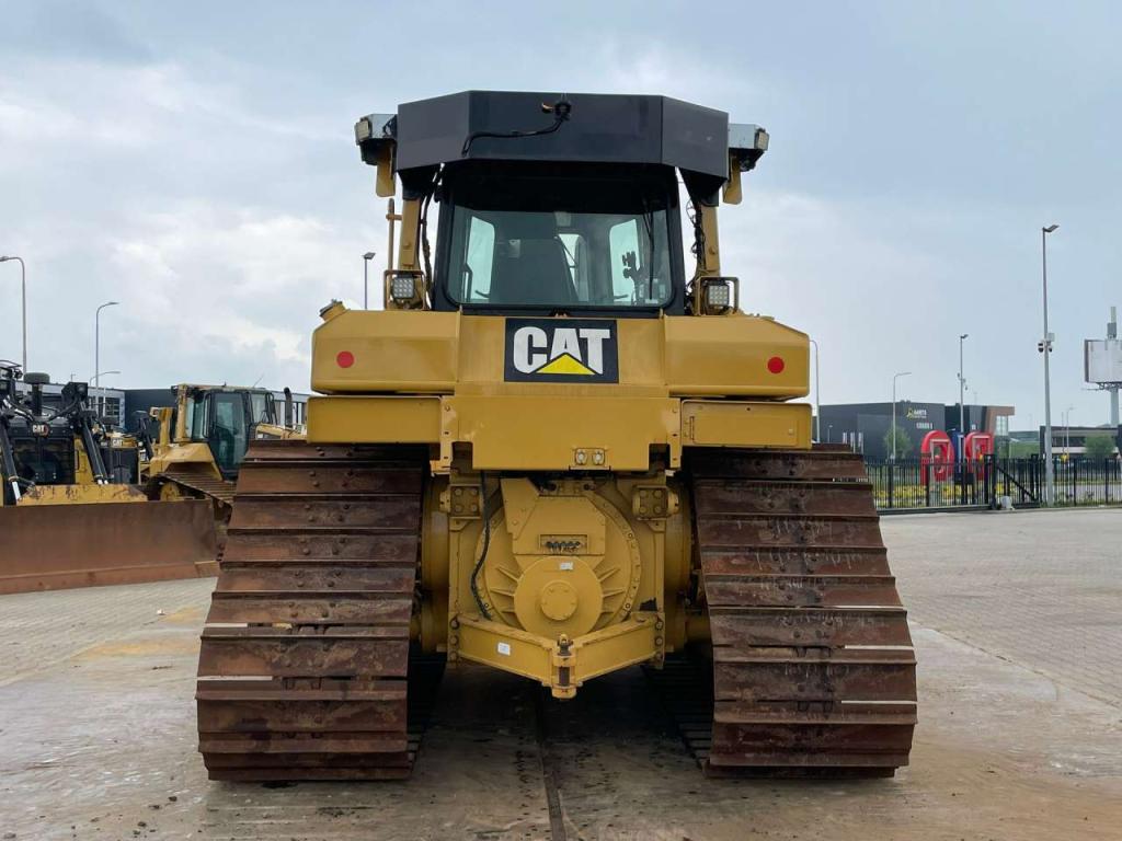Caterpillar D6T LGP Photo 4