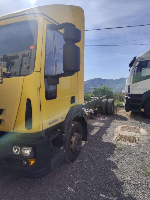Iveco EUROCARGO CUBE 120E28P Photo 15