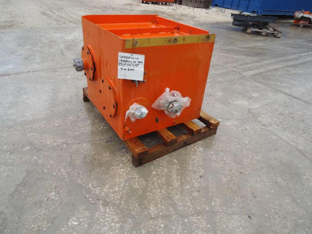 Réservoir de huile pour Fiat Hitachi FH200 Photo 1
