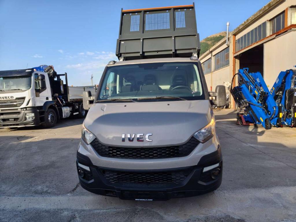 Iveco DAILY 35-130 Photo 17