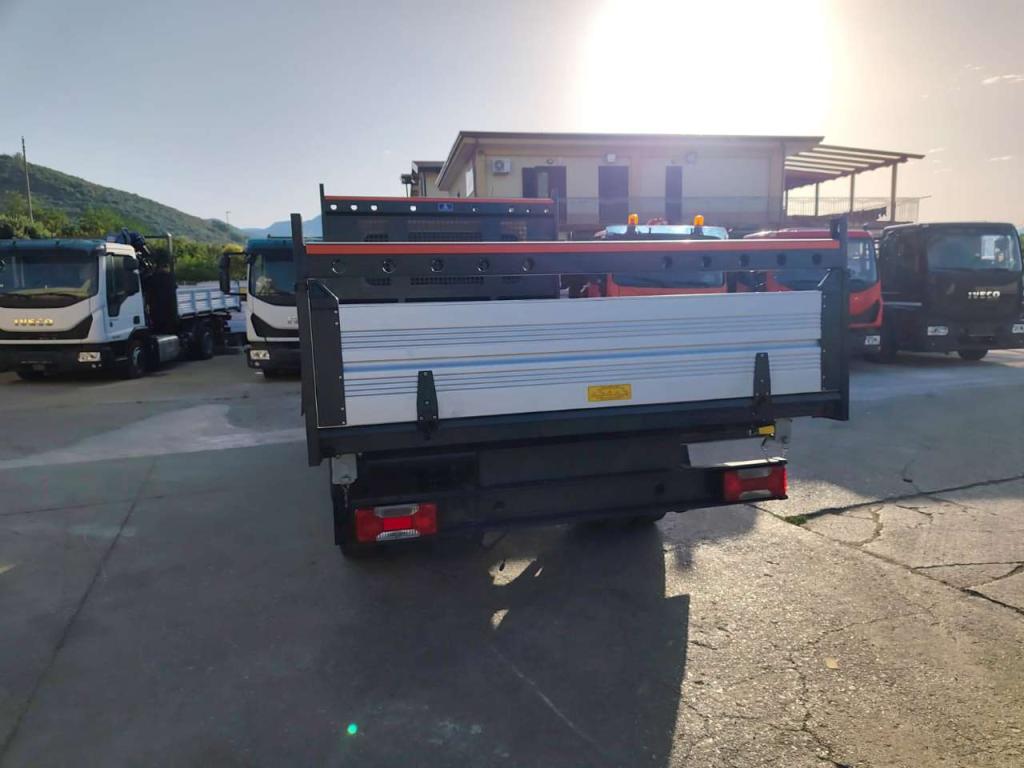 Iveco DAILY 35-130 Photo 21