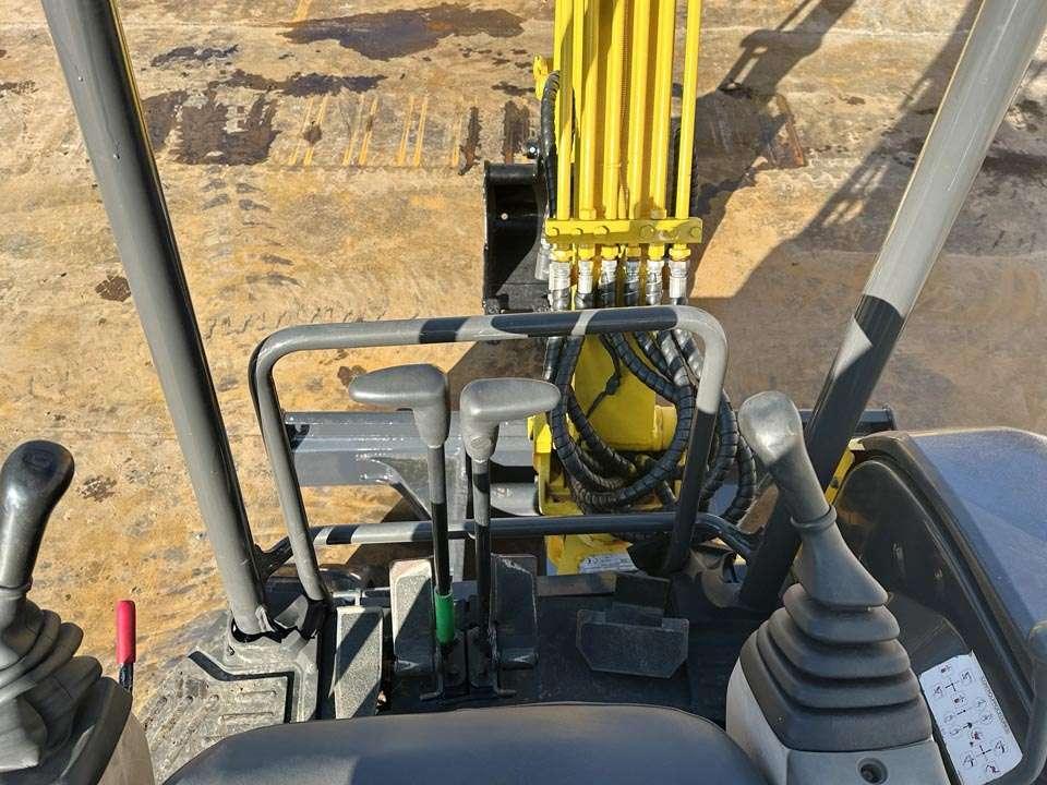 Fiat Kobelco Kobelco E20SR Photo 16