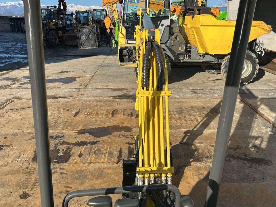 Fiat Kobelco Kobelco E20SR Photo 17