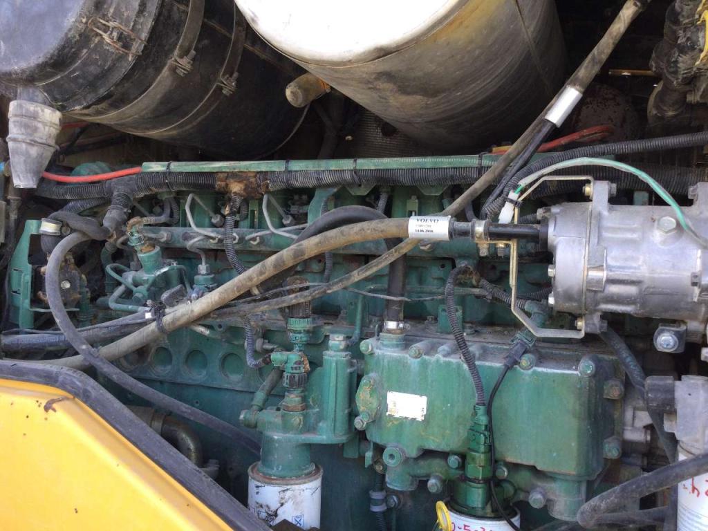 Volvo L110F Photo 6