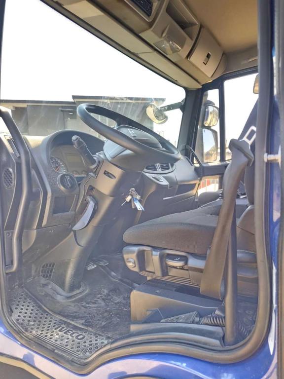 Iveco EUROCARGO CUBE 120-220 Photo 10