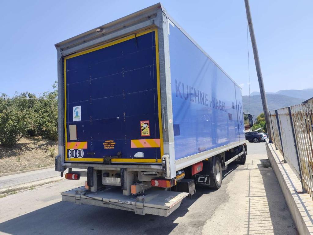 Iveco EUROCARGO CUBE 120-220 Photo 3