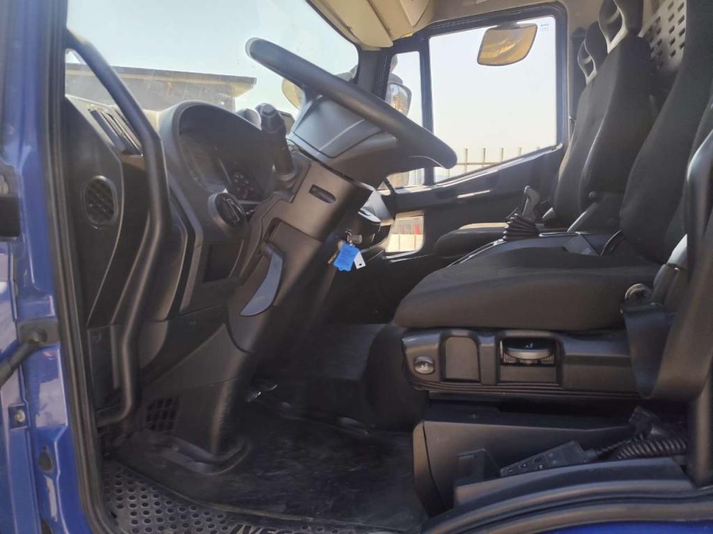 Iveco EUROCARGO CUBE 120-220 Photo 7
