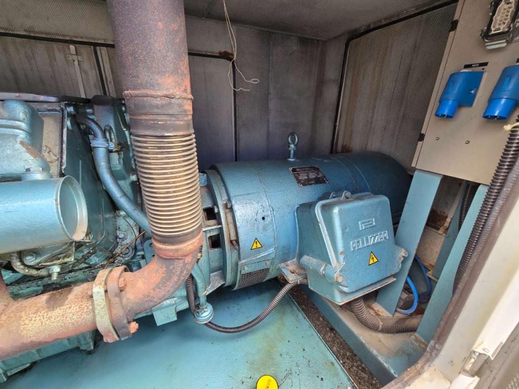Deutz F10L413 Photo 9