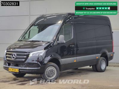 Mercedes Sprinter 519 CDI Automaat Dubbellucht L2H2 Navi Airco Cruise Camera 10inch MBUX CarPlay Euro6 L2 Ai en vente par BAS World B.V.